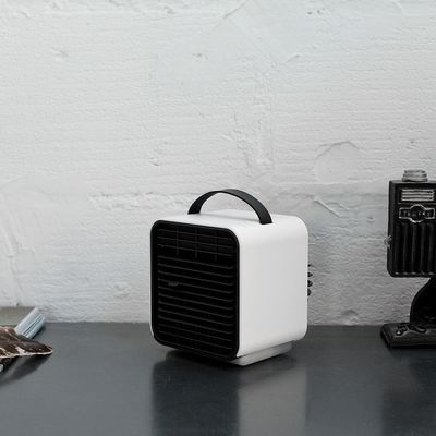 Επαναφορτιζόμενος ανεμιστήρας ανεμιστήρα χειρός αέρα 150ml Ανεμιστήρας ψεκασμού νερού